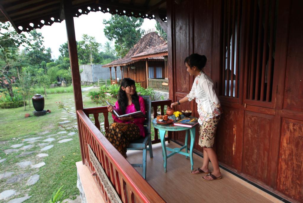 Amata Borobudur Resort Magelang Phòng bức ảnh