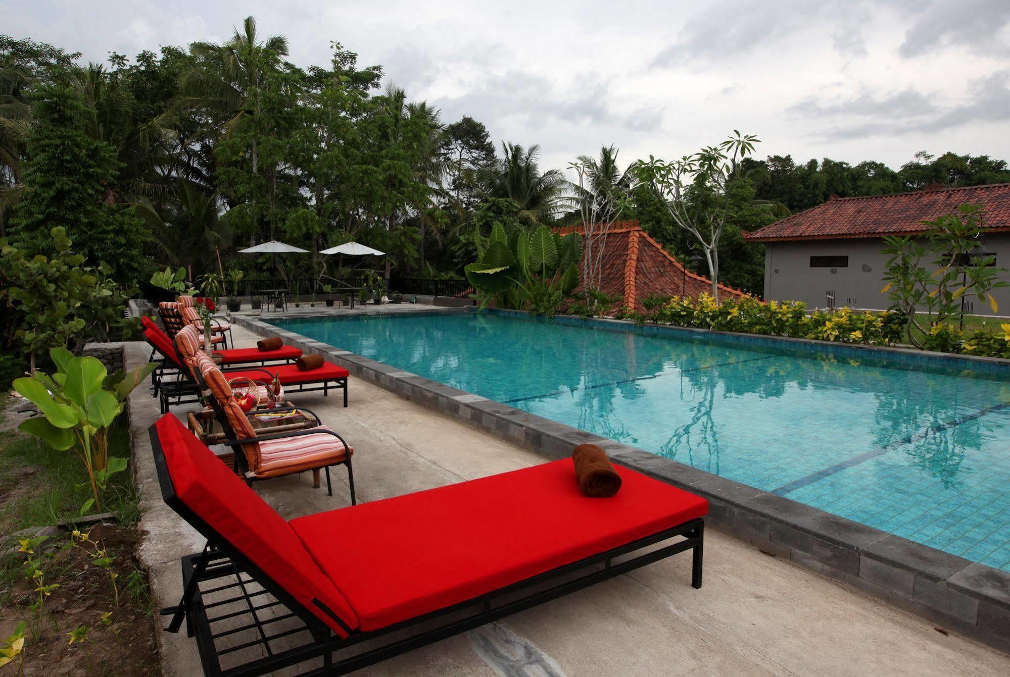 Amata Borobudur Resort Magelang Ngoại thất bức ảnh