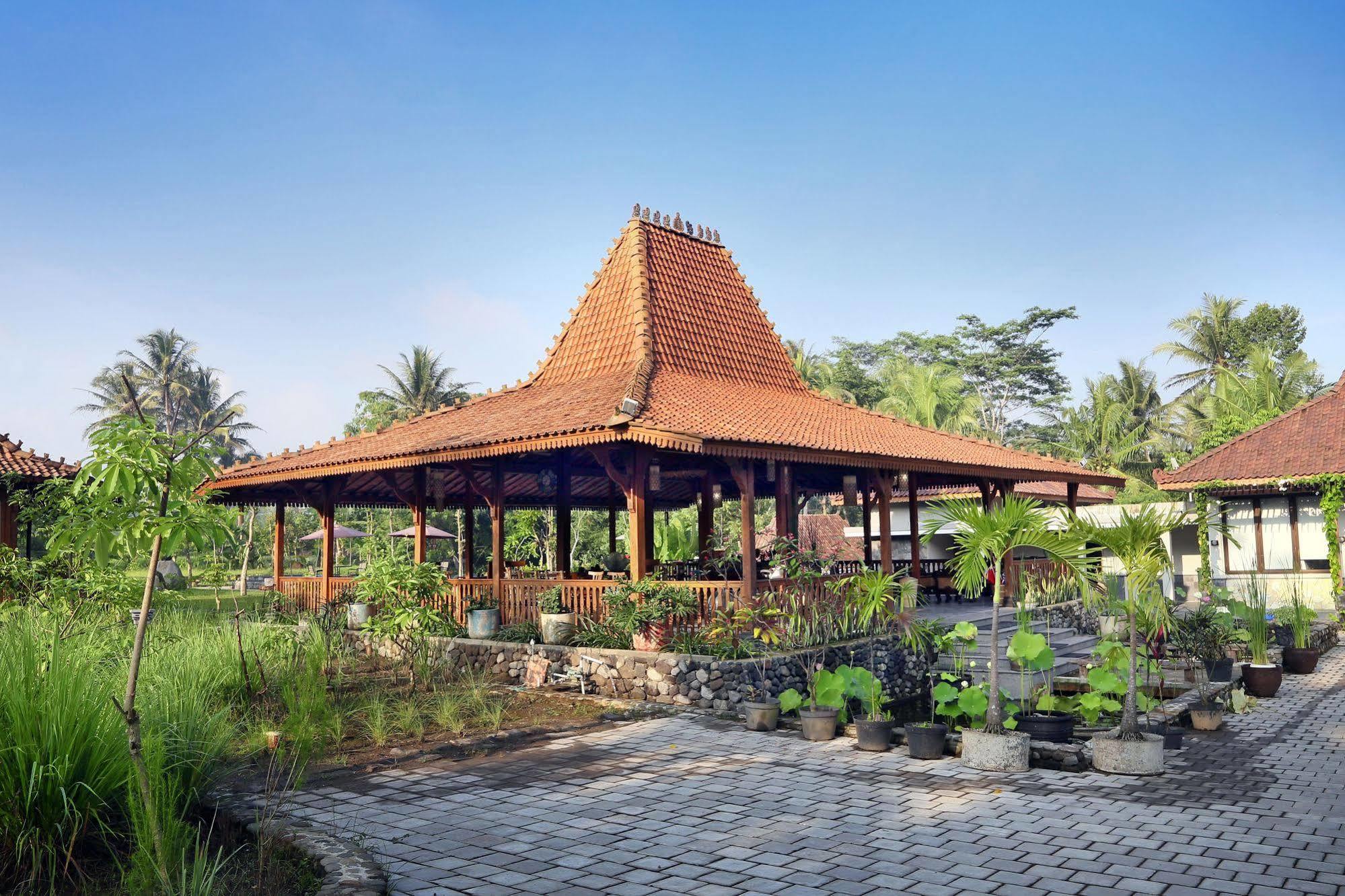 Amata Borobudur Resort Magelang Ngoại thất bức ảnh